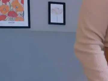 Chaturbate Live Sex of naomivelvet_