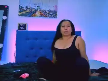 Chaturbate Live Porn of derly_milf