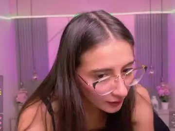Chaturbate Live Sex Cam of alessia_moore