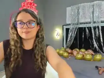 Chaturbate Live Sex Cam of katia_foxx