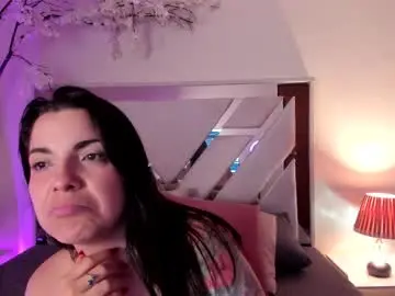 Chaturbate Live Sex Cam of angeliqueboyer__