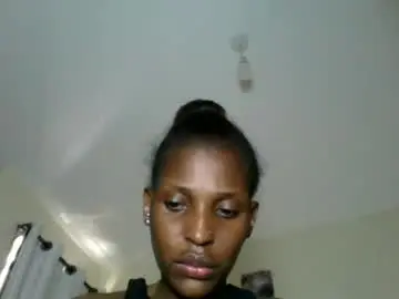 Chaturbate Free Porn Cam of _clara01