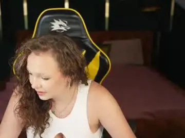 Chaturbate Adult Webcam of juicy_secrets_054