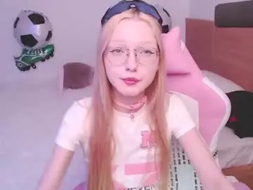 Chaturbate Free Porn Cam of blush_alert