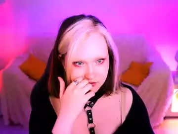 Chaturbate Watch Live Sex Cams of violettwoods