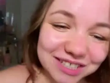 Chaturbate Live Sex Cam of emilyart_