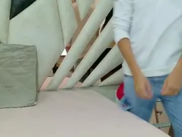 Chaturbate Best live sex cam show of lunaysebastian