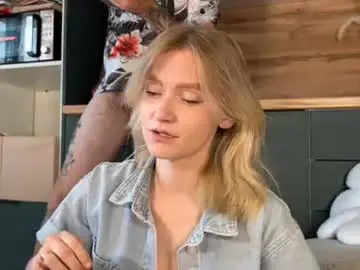 Chaturbate Live Sex of adele_nick2202