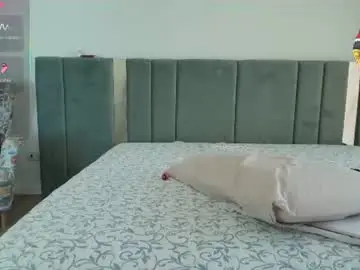 Chaturbate Best live sex cam show of angel_danm_milf
