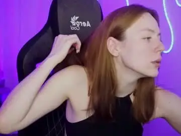 Chaturbate Live Sex Cam of damnwitchh