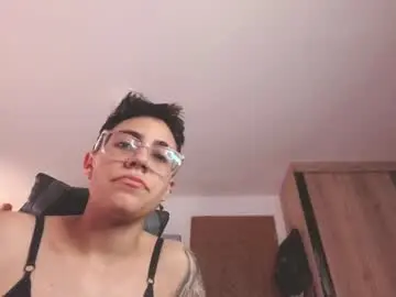 Chaturbate Free Porn Cam of eva_monwalker