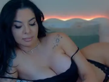 Chaturbate Live Sex Cam of evareyss