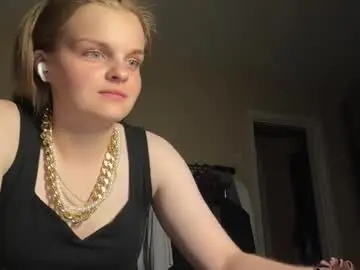 Chaturbate Watch Live Sex Cams of isadorakun