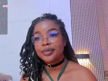 Chaturbate Adult Webcams of madissonlopez