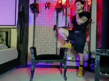 Chaturbate Live Sex of twisted_fantasy_