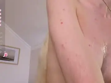 Chaturbate Live Sex Cam of liane_bennet
