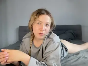 Chaturbate Best live sex cam show of alyrasun