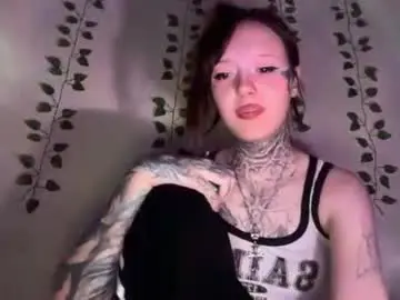 Chaturbate Free Porn Cam of raven_armor