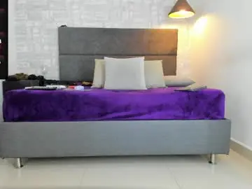 Chaturbate Live Sex Cam of missnatash_