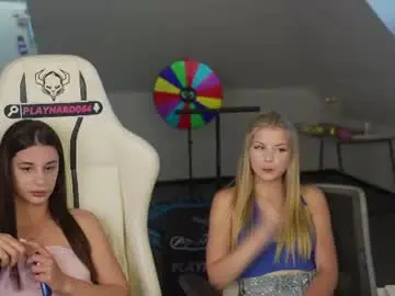 Chaturbate Nude Webcam of bright_diamonds_054