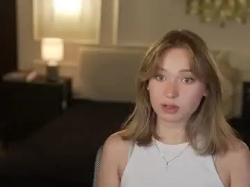 Chaturbate Free Porn Cam of bright_diamonds_054