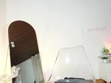Chaturbate Watch Live Sex Cams of selene_starkk