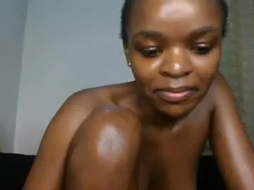 Chaturbate Live Sex Cam of petite_jenn_