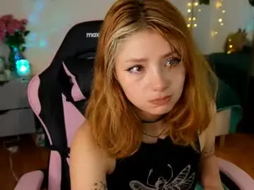Chaturbate Free Live Porn of ari_kat666