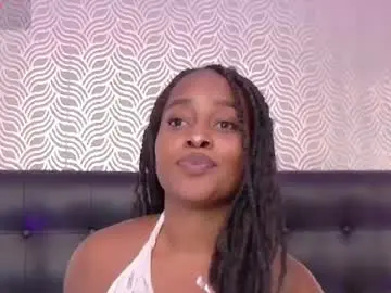 Chaturbate Free Porn Cam of naiaramasson_