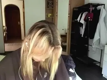 Chaturbate Best live sex cam show of ozellagranville