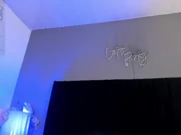 Chaturbate Best live sex cam show of isaxcurves