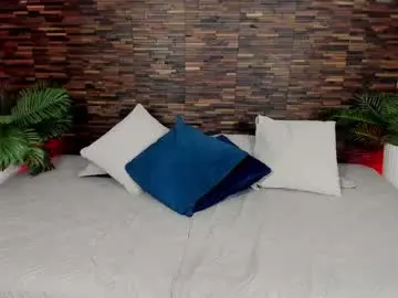 Chaturbate Adult Video Chat of ariiaa_1