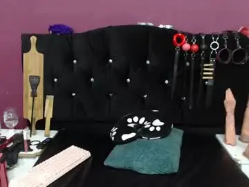 Chaturbate Free Porn Cam of littlesophie_dbs