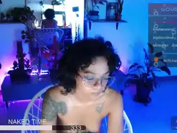 Chaturbate Free Porn Cam of sweet_bluee