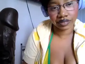 Chaturbate Live Sex Cam of goddessdaisysky