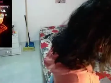Chaturbate Best live sex cam show of sonialatin69