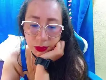 Chaturbate Live Porn of gia_leinn