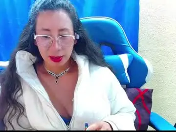 Chaturbate Sex Cam of gia_leinn