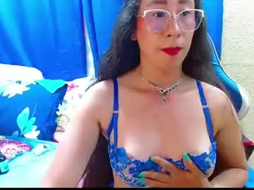 Chaturbate Watch Live Sex Cams of gia_leinn
