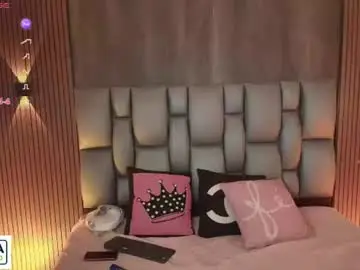Chaturbate Best live sex cam show of sophiaa_taylor_