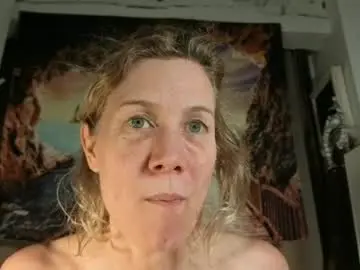 Chaturbate Free Porn Cam of lola_belgium