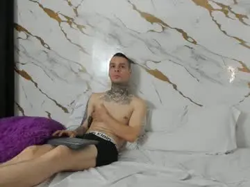 Chaturbate Best live sex cam show of meganandlion