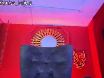 Chaturbate Nude Webcam of julieta_russell