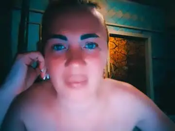 Chaturbate Sex Chat of alinafrey_