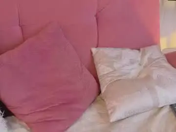 Chaturbate Live Sex Cam of karina2smith