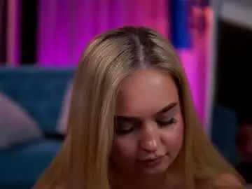 Chaturbate Free Porn Cam of elyssawetxx