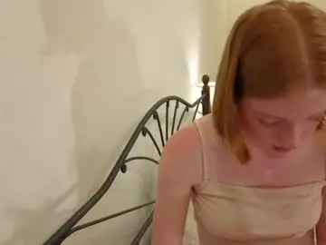Chaturbate Live Sex Cam of honey_l