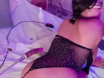 Chaturbate Best live sex cam show of missjuliaa_