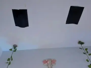 Chaturbate Live Sex Cam of abbyy_snow_