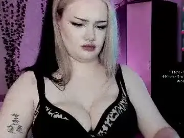 Chaturbate Live Sex Cam of cherry_elfcat